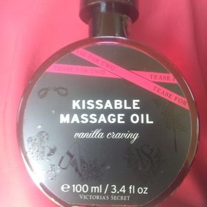 Victoria Secret Kissable Massage Oil